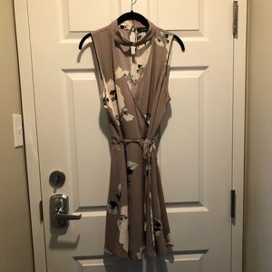 Dynamite Mauve Floral Dress